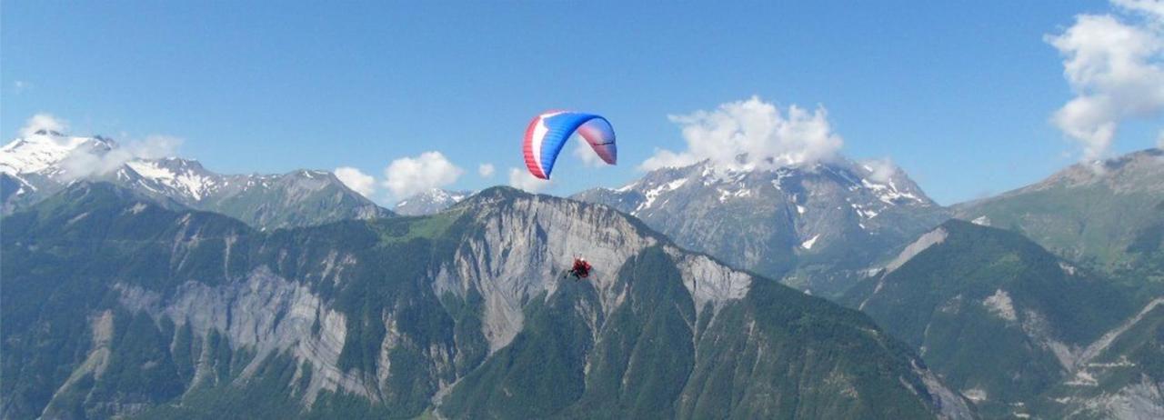 Chalet La Cachette Cyclists & Skiers Le Bourg-dʼOisans Eksteriør bilde